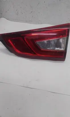 Tailgate rear/tail lights