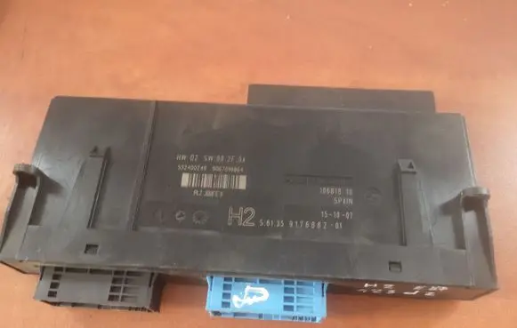 BMW 1 E81 E87 Central body control module 9176882