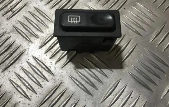 Honda Civic Windscreen/window heater switch m9004ka