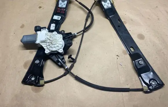 Ford Focus Front door window regulator with motor BM51A23201BC 924755105 CC3ZA
