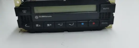Volkswagen PASSAT B5 Climate control unit 5HB00761702 3B1907044A