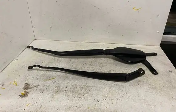 Lexus RX 450H Front wiper blade arm 3441912 7713 7714