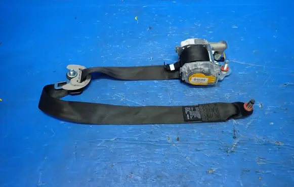 Hyundai i20 (PB PBT) Front seatbelt 88870-1J200