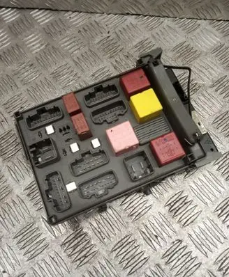Renault Espace IV Fuse box set 8200403408 8200315962 036969