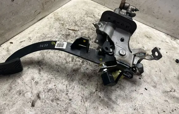 Clutch pedal