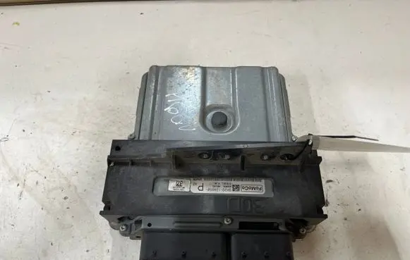 Jaguar XF X250 Engine control unit/module 9X2Q12A650 8614741182