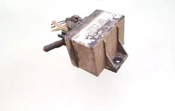 Glow plug pre-heat relay