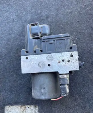 Audi A4 S4 B6 8E 8H ABS Pump 0265225048 8E0614517 0265950011