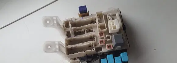 Toyota RAV 4 (XA30) Fuse module