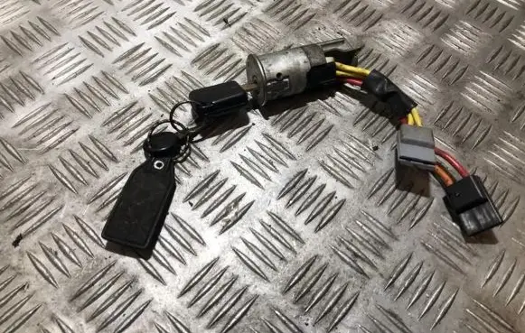Renault 19 Ignition lock 