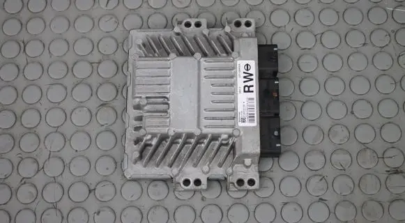 Nissan Qashqai Engine control unit/module 23710BR30A