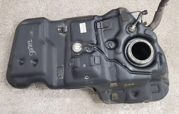 Hyundai Santa Fe Fuel tank 311502W900