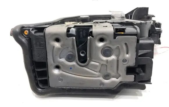 BMW X1 F48 F49 Rear door lock 7281939