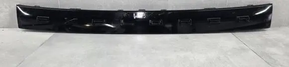 Ford Explorer VI Front bumper splitter molding R2KB8200D