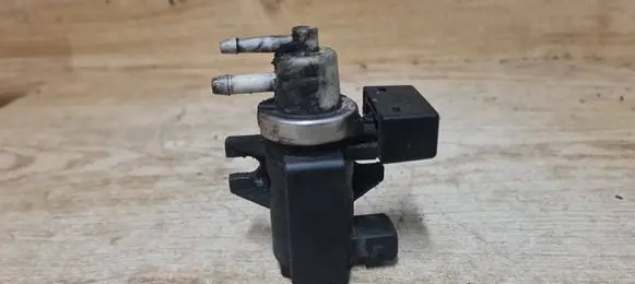 Volvo V70 Turbo solenoid valve 8653354