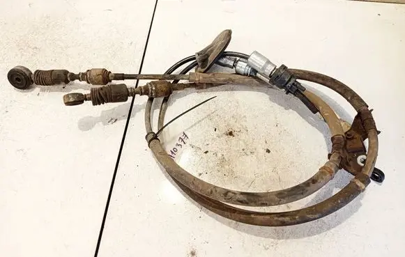 Gear shift cable linkage