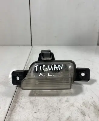 Volkswagen Tiguan Rear tail light reflector 5N0941072
