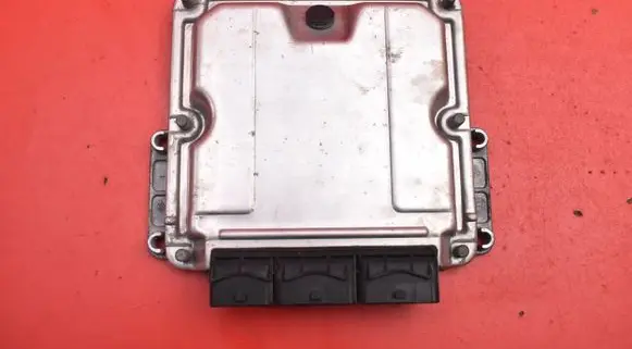 Opel Vivaro Engine control unit/module ECU 8200118526