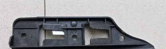 Volkswagen Golf V Front bumper mounting bracket 1K0807184
