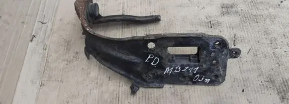 Mercedes-Benz E W211 Headlight/headlamp mounting bracket