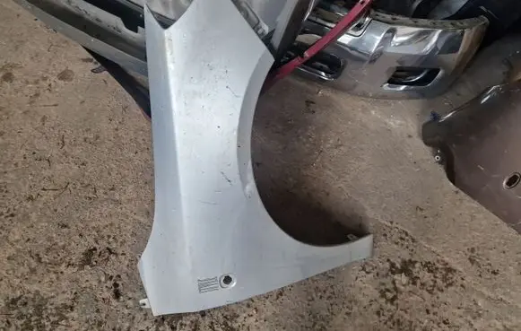 Skoda Fabia Mk1 (6Y) Fender 5J0821162