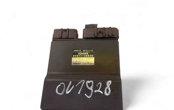 Toyota Corolla Verso E121 Engine control unit/module 8987120030 1310001041