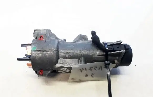 Audi A4 S4 B5 8D Ignition lock contact 4B0905851C