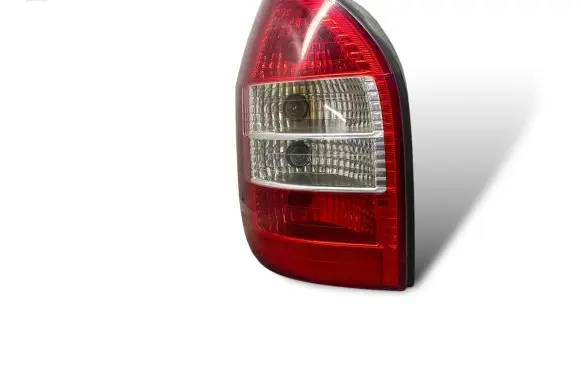 Opel Zafira A Rear/tail lights
