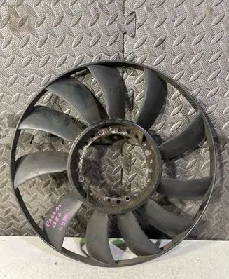 Volkswagen PASSAT B5.5 Fan impeller 058121301B