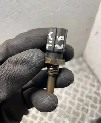 Coolant temperature sensor