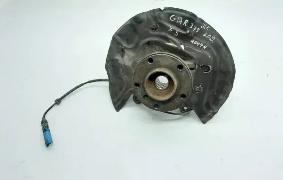 BMW X3 E83 Front wheel hub 3450559