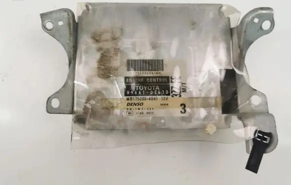 Toyota Corolla E110 Engine control unit/module 8966102630