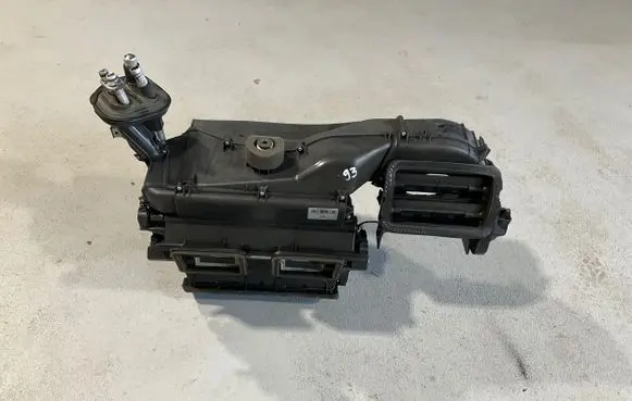 BMW 3 E92 E93 Interior heater climate box assembly 9132569 985616S 24540010