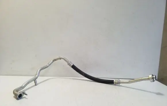Air conditioning (A/C) pipe/hose