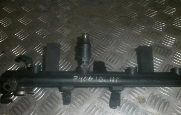 Peugeot 406 Fuel main line pipe d3172ma