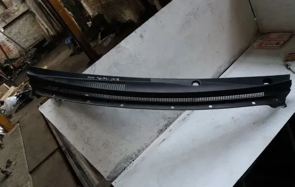 Mitsubishi Colt Wiper trim 7406A315JHD