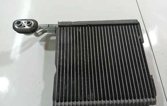 Honda Civic A/C cooling radiator (condenser) 