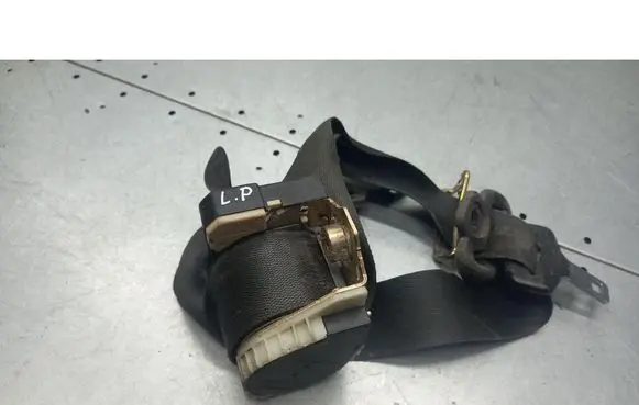Ford Mondeo Mk III Front seatbelt