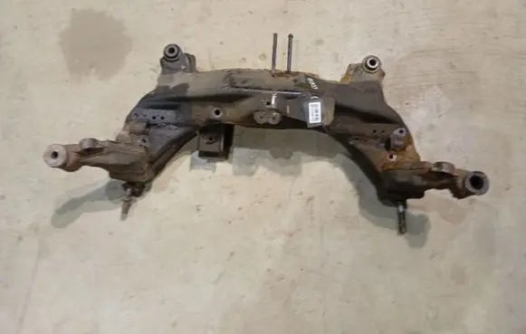 Nissan Primera Front subframe 