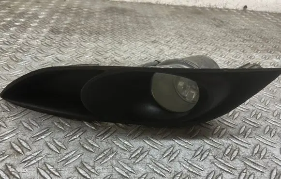 Toyota Auris 150 Front fog light