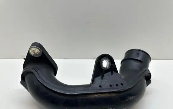 Mazda 6 Intercooler hose/pipe K3887 13332