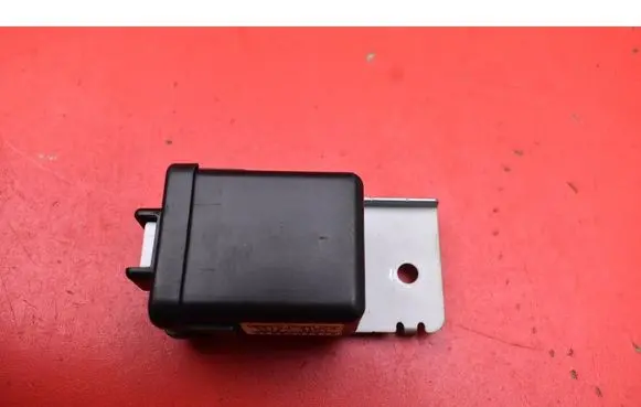 Suzuki SX4 Aerial GPS antenna 3719061M00