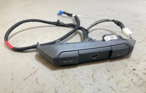 USB socket connector