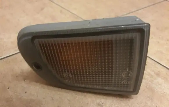 Mitsubishi Space Wagon Front indicator light Stanley0454332r 01463