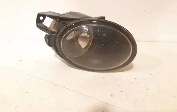 Volkswagen PASSAT B6 Front fog light 27129400