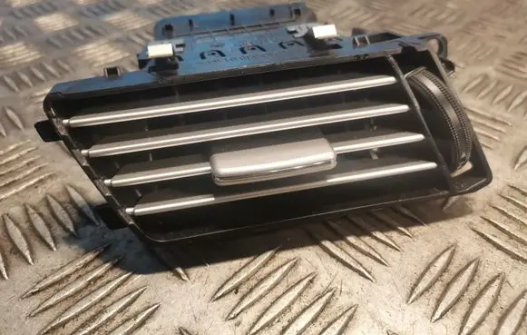 Mercedes-Benz E W212 Dashboard air vent grill cover trim 2128300154