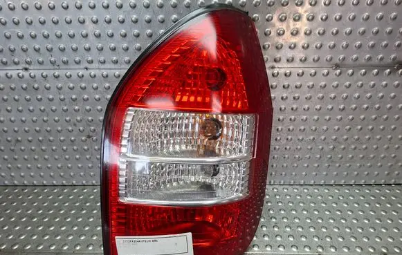 Opel Zafira A Rear/tail lights S27639051