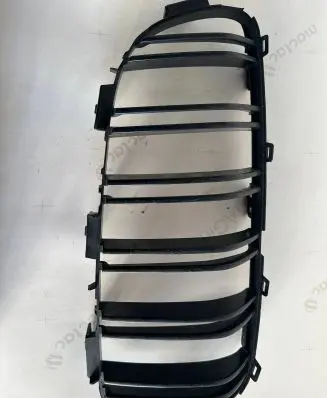 BMW M4 F82 F83 Front grill 8054332