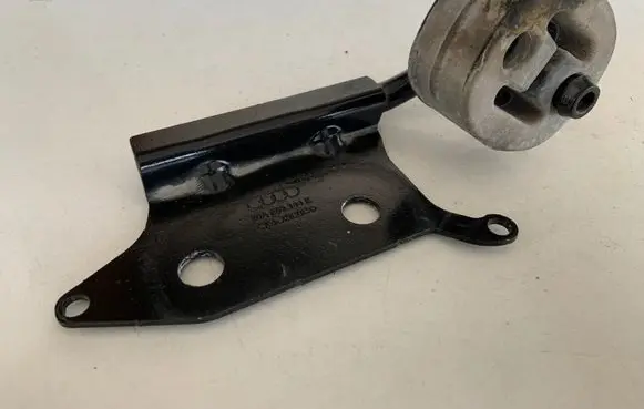 Muffler mount bracket/holder