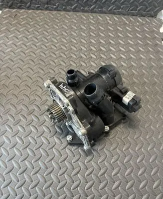 Audi A5 Water pump 06L121111L 567776